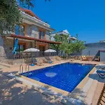 Villa Tuzlu Sistem Havuzlu Luks
