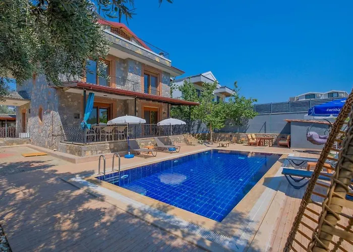 빌라 Tuzlu Sistem Havuzlu Luks