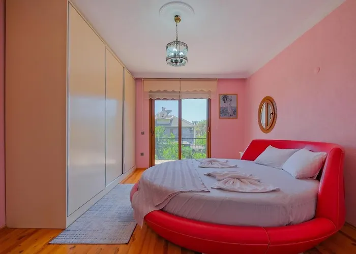 Tuzlu Sistem Havuzlu Luks 빌라