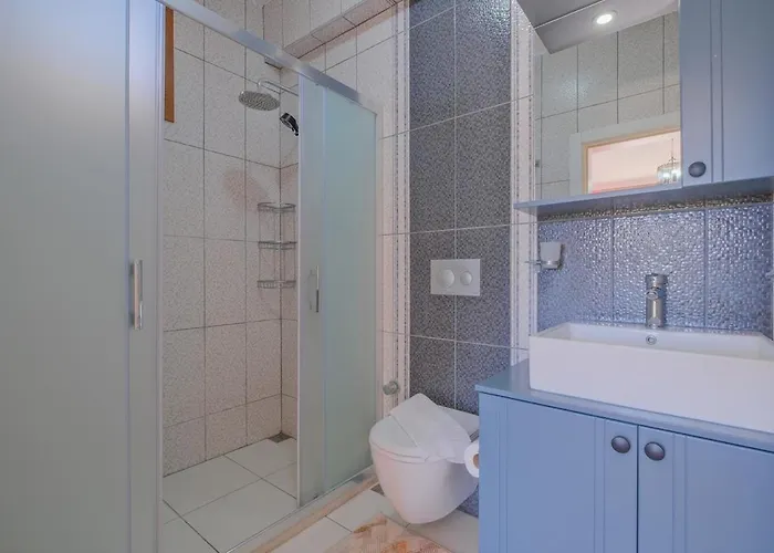 Tuzlu Sistem Havuzlu Luks 빌라 페티예