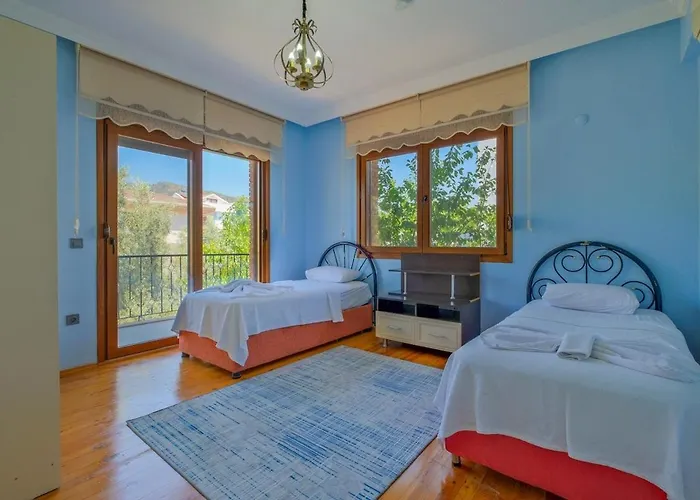 Tuzlu Sistem Havuzlu Luks 페티예