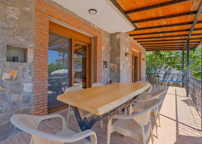 Tuzlu Sistem Havuzlu Luks 빌라